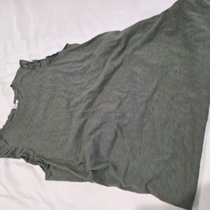 Women's Sleeveless Top in Gray